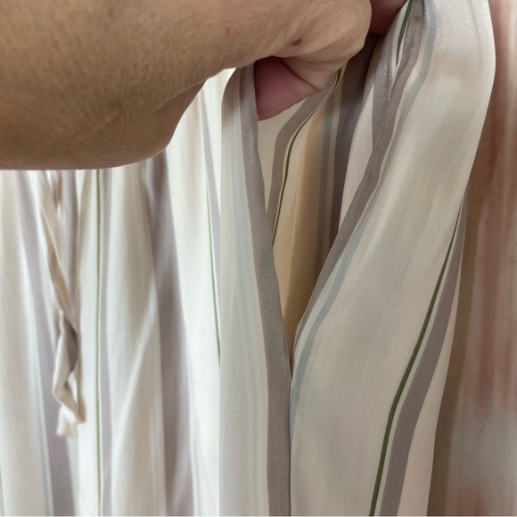 Grade & Gather Two Piece Striped Pajama Set (M/L) - Picture 12 of 16